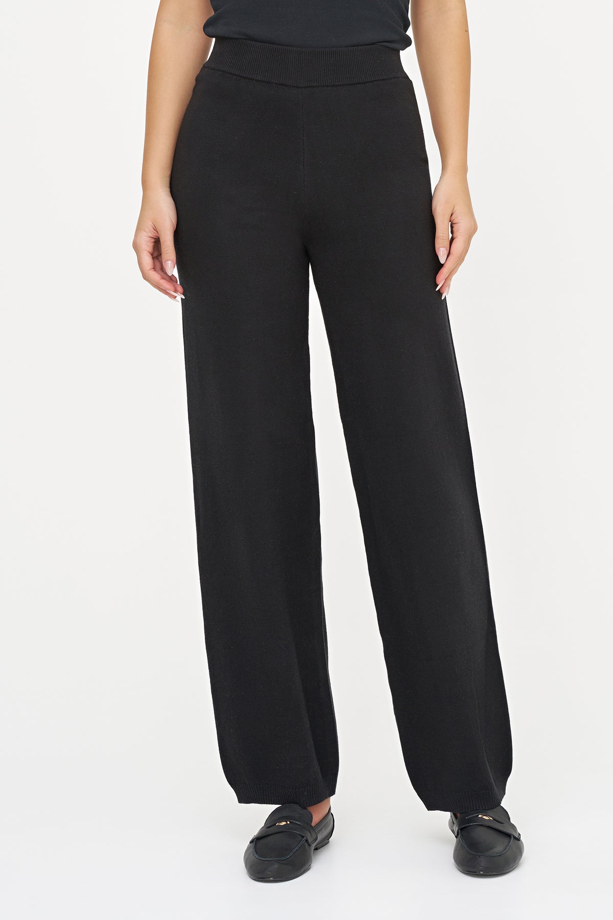 Wide Leg Knit Pant