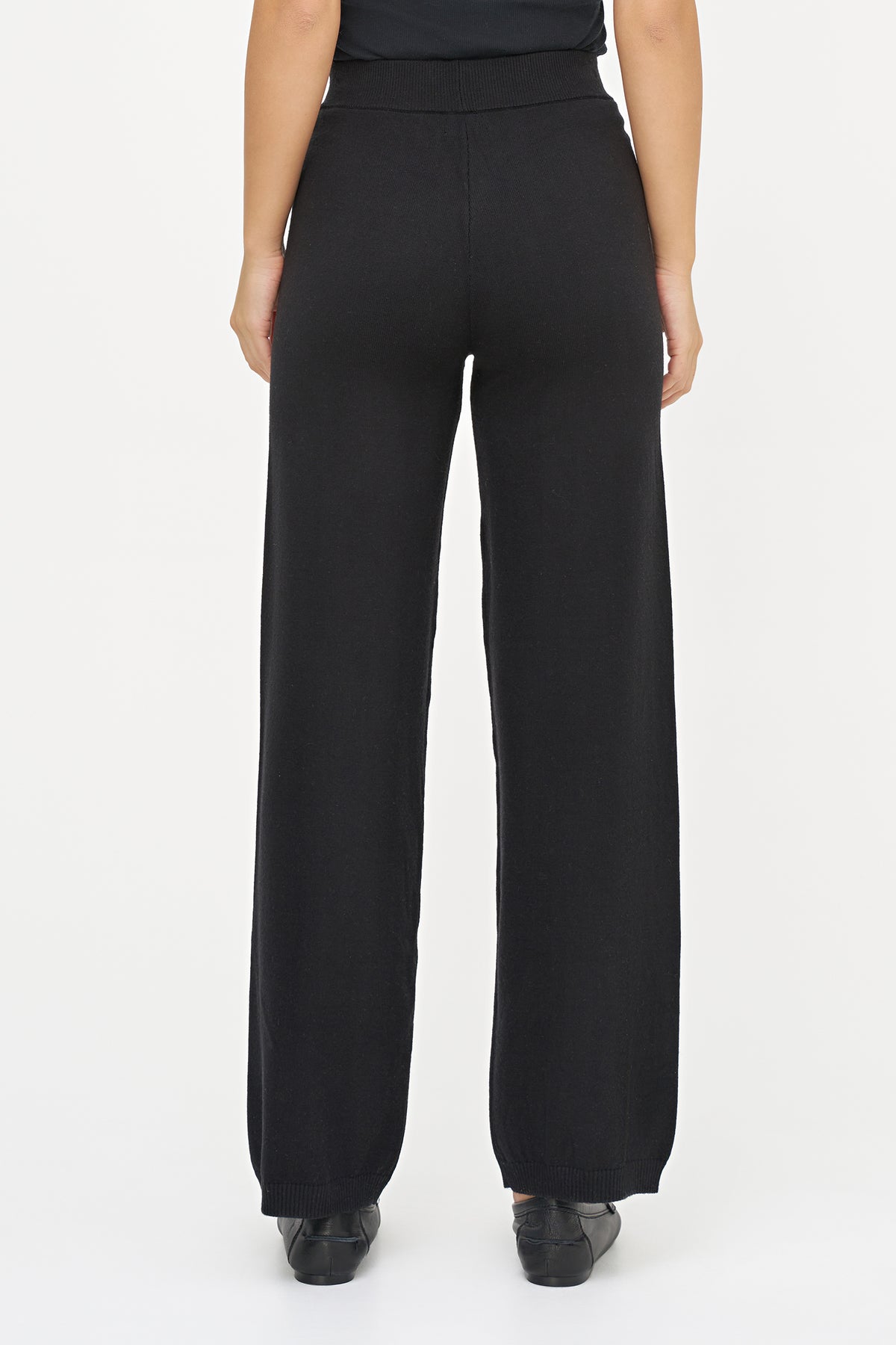 Wide Leg Knit Pant