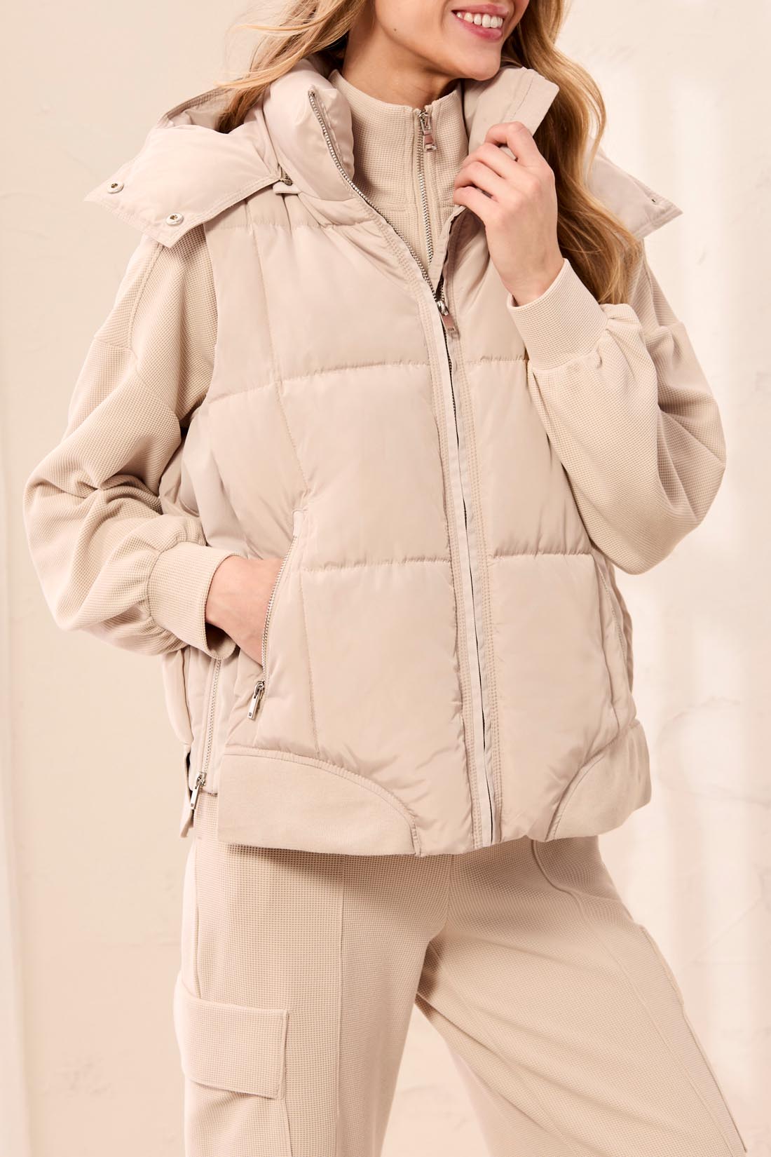 Detachable Hood Crop Puffer Vest