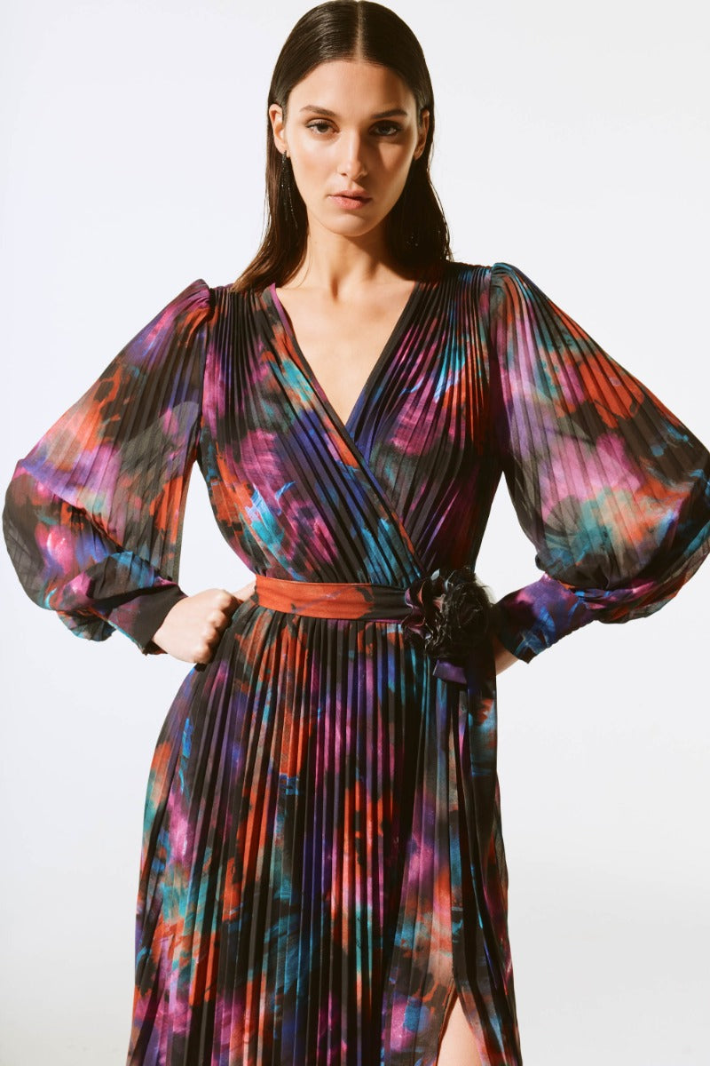 Abstract Print Pleated Midi Dress