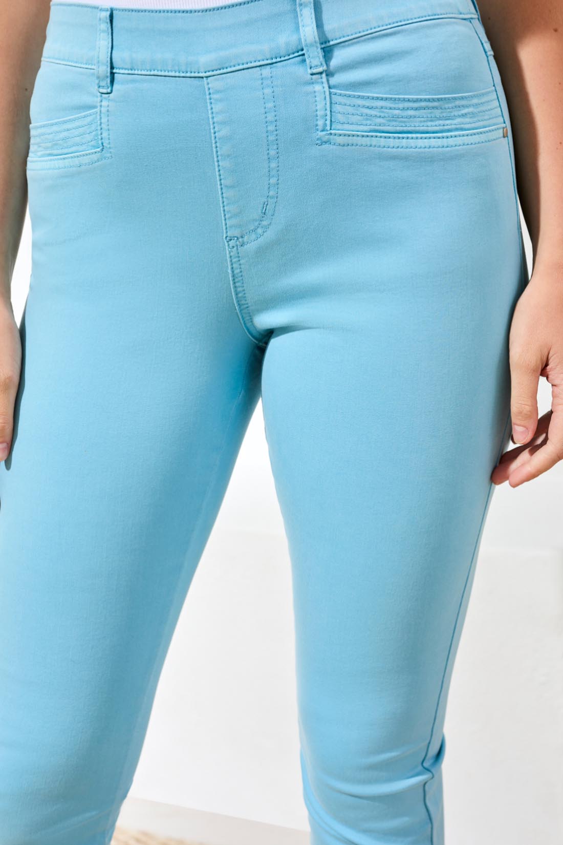 Canvas Slash Pocket Capri