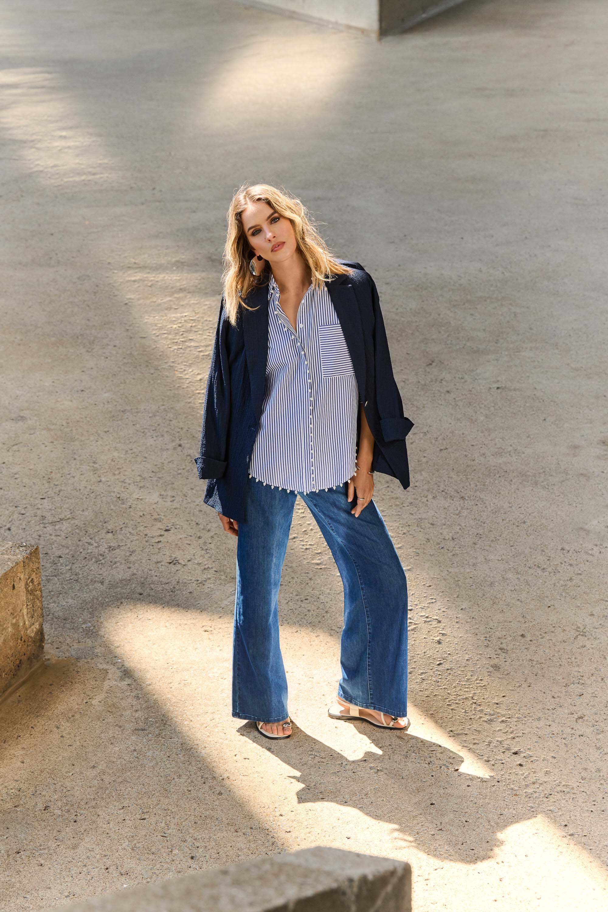 Wide Leg Featherweave Jeans