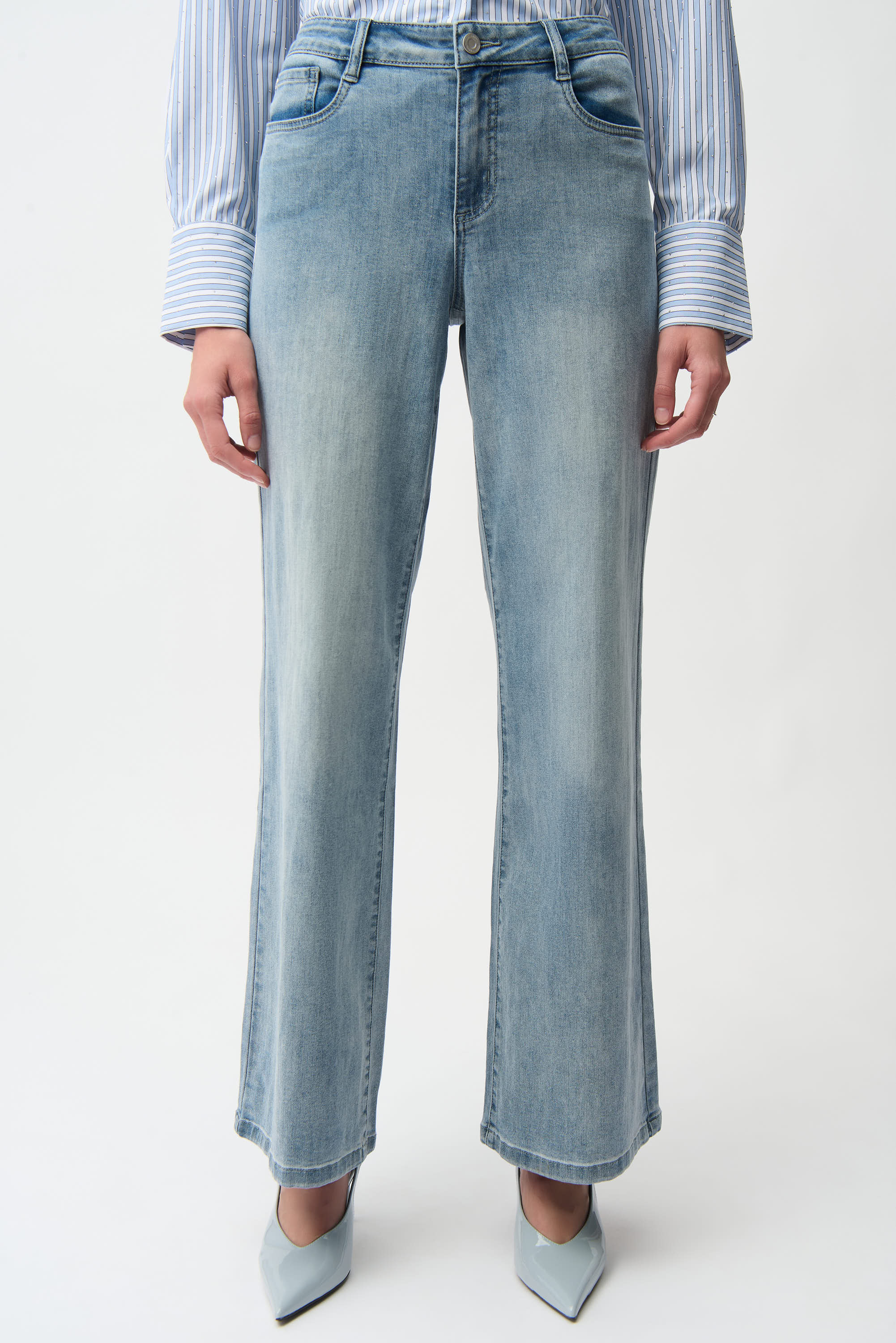 Wide Leg Featherweave Jeans