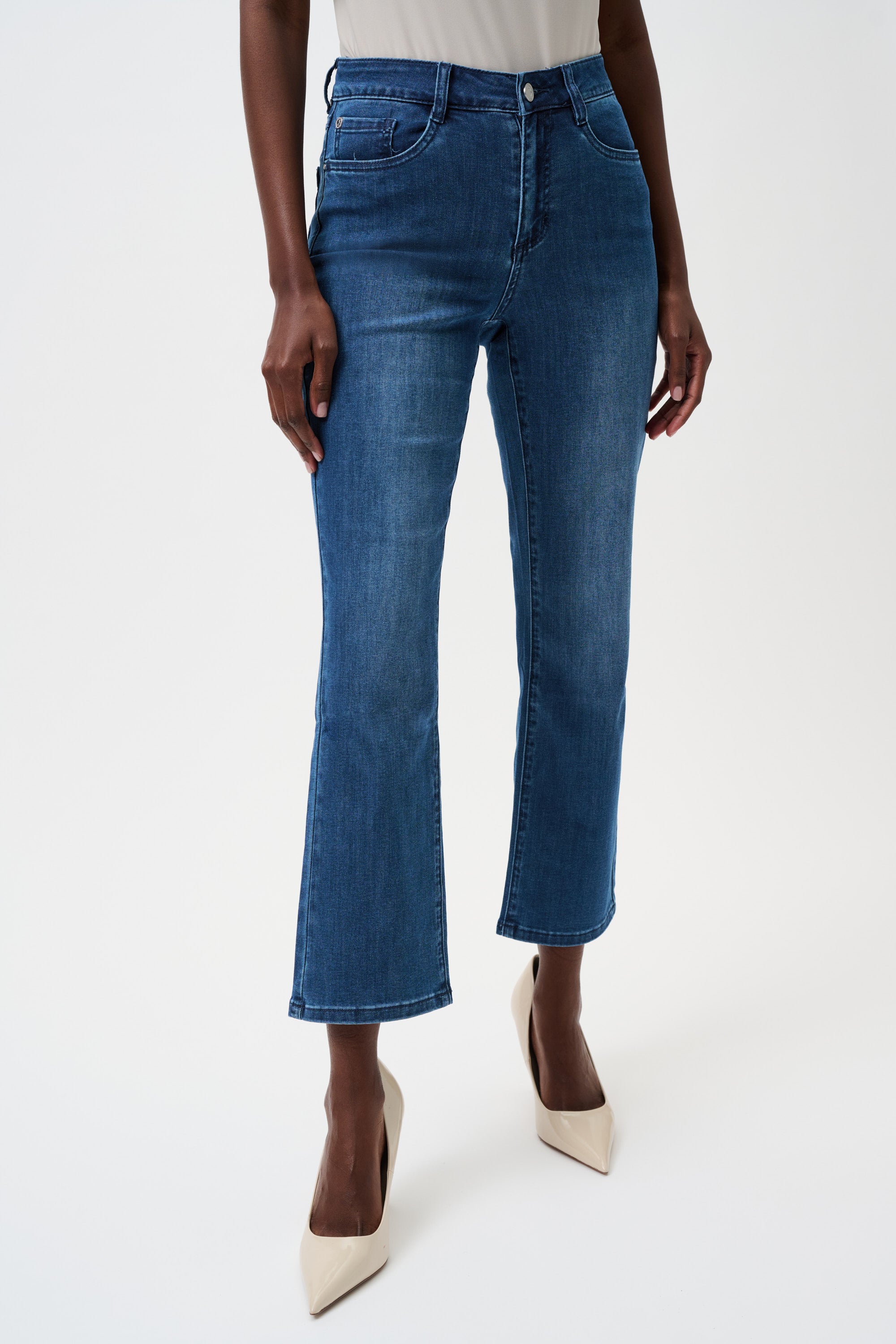 Classic Straight Leg Crop Jeans