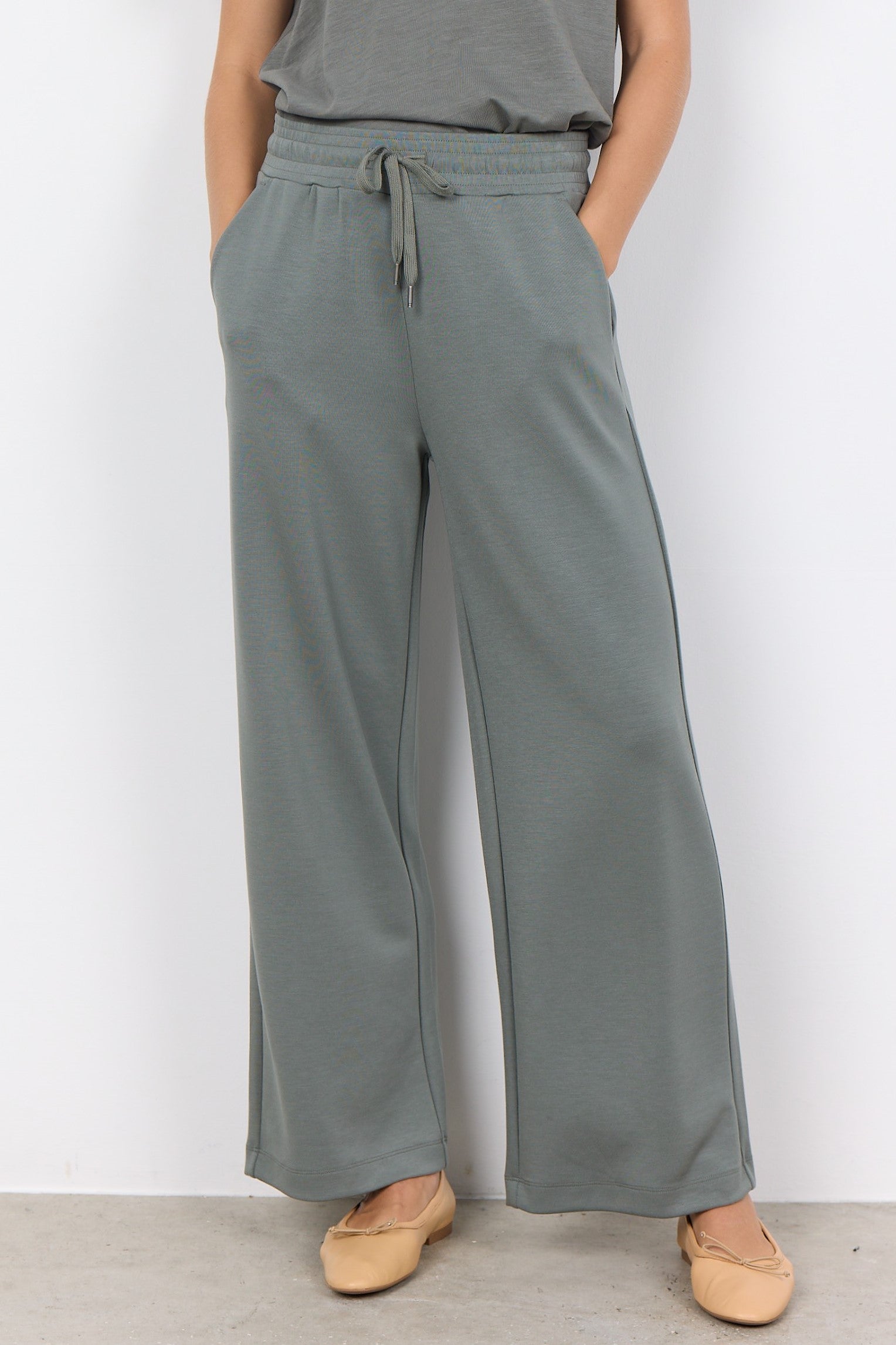 Wide Leg Jersey Pant