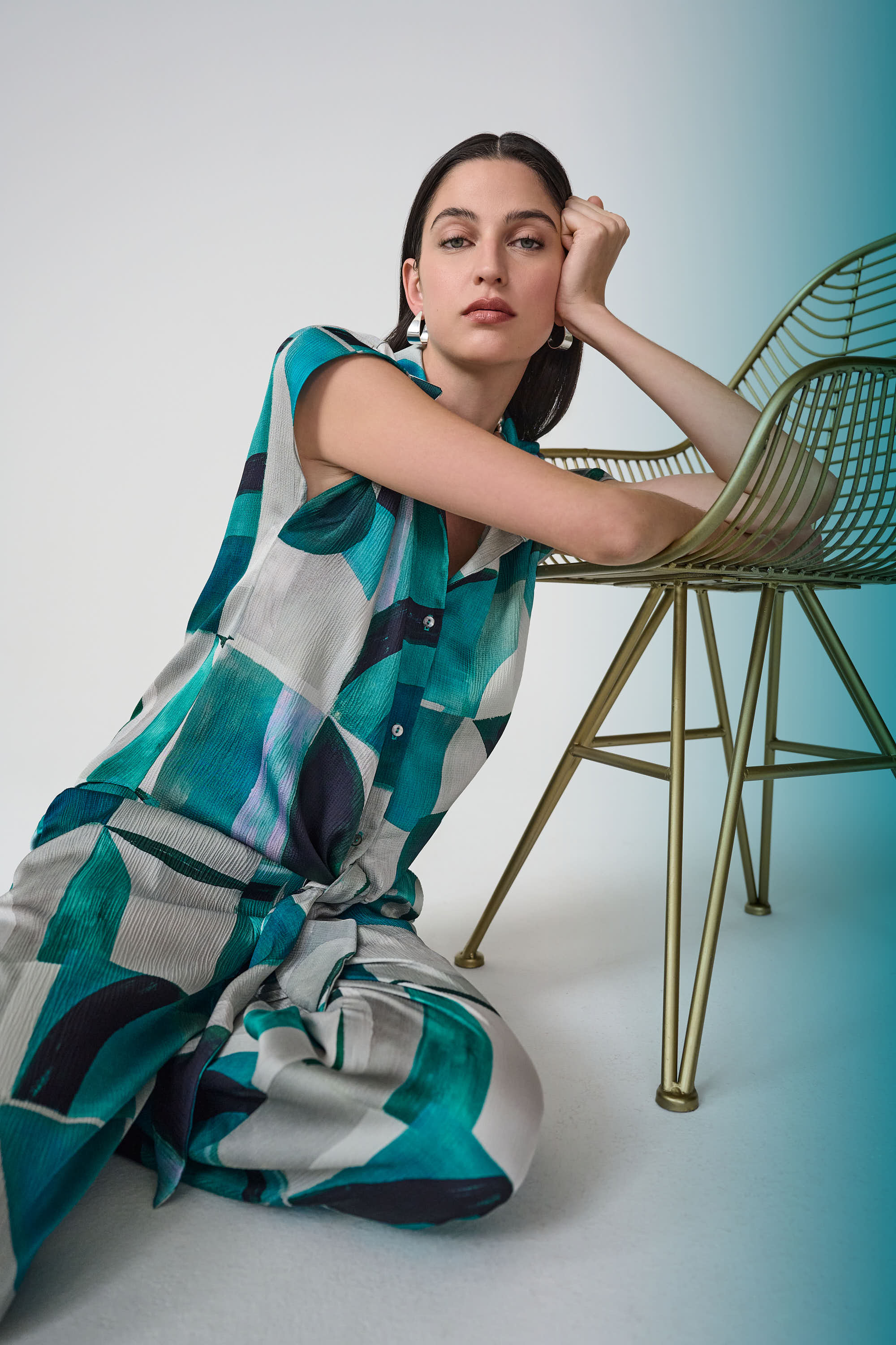 Geometric Print Tie Front Shirt