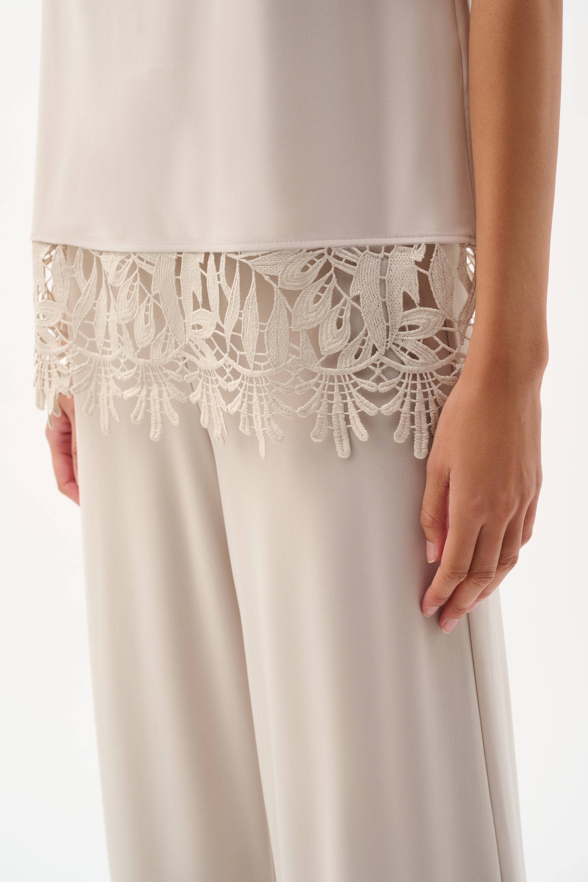 Lace Hem Tank Top