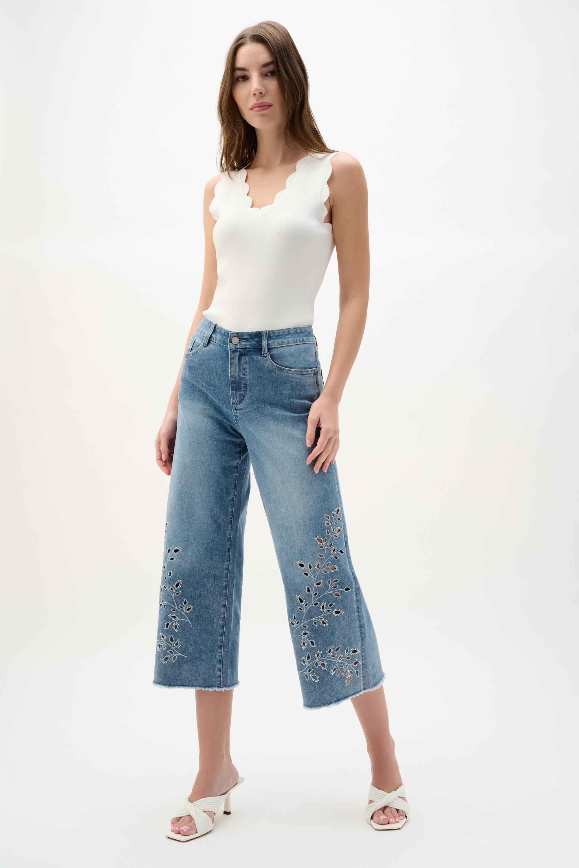 Scallop Edge Knit Top