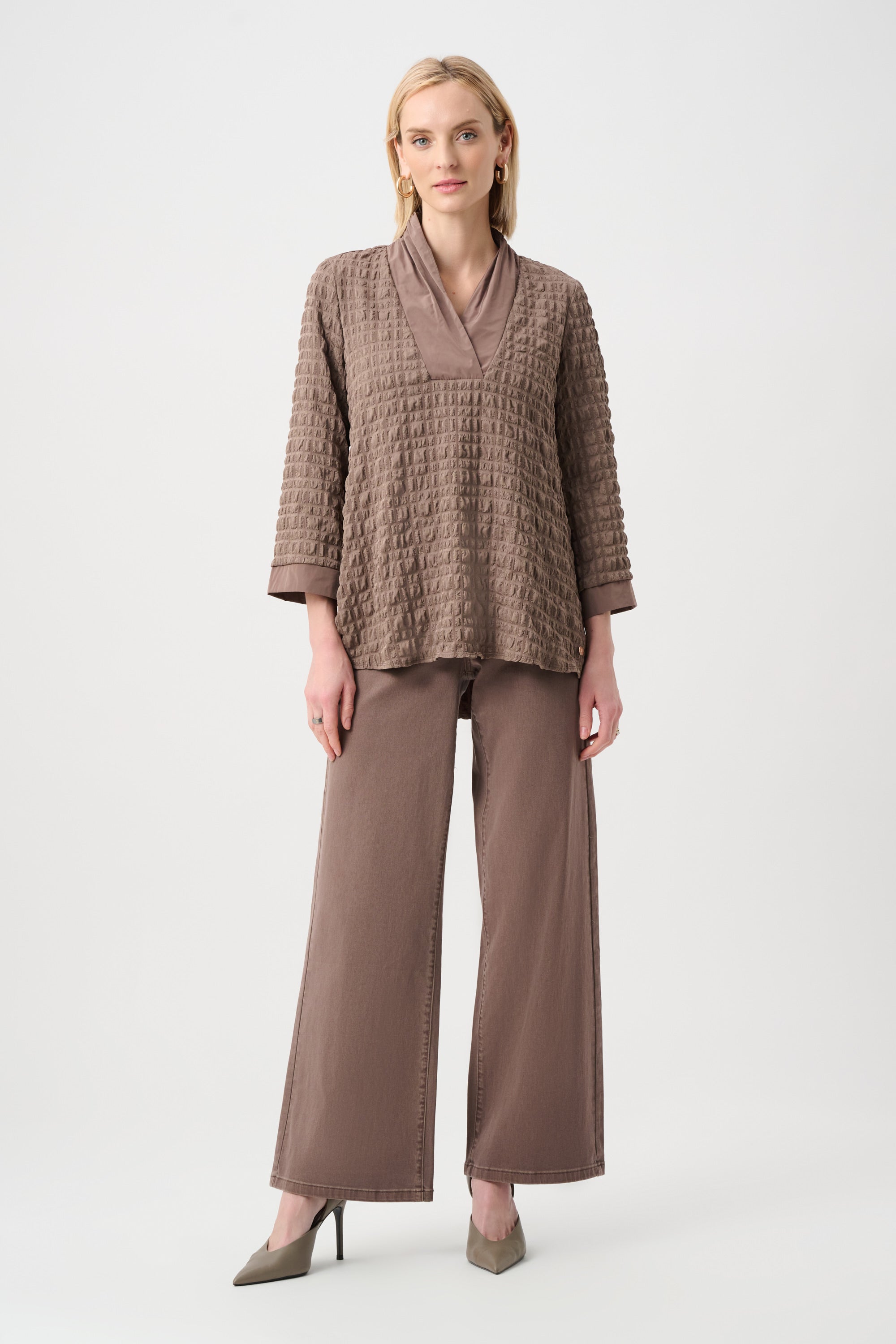 Waffle Jacquard V-neck Top