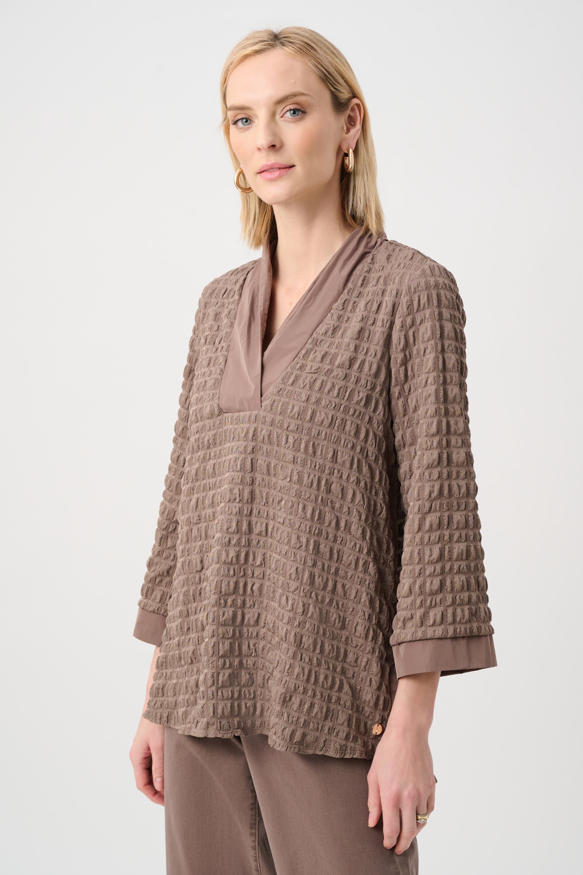 Waffle Jacquard V-neck Top