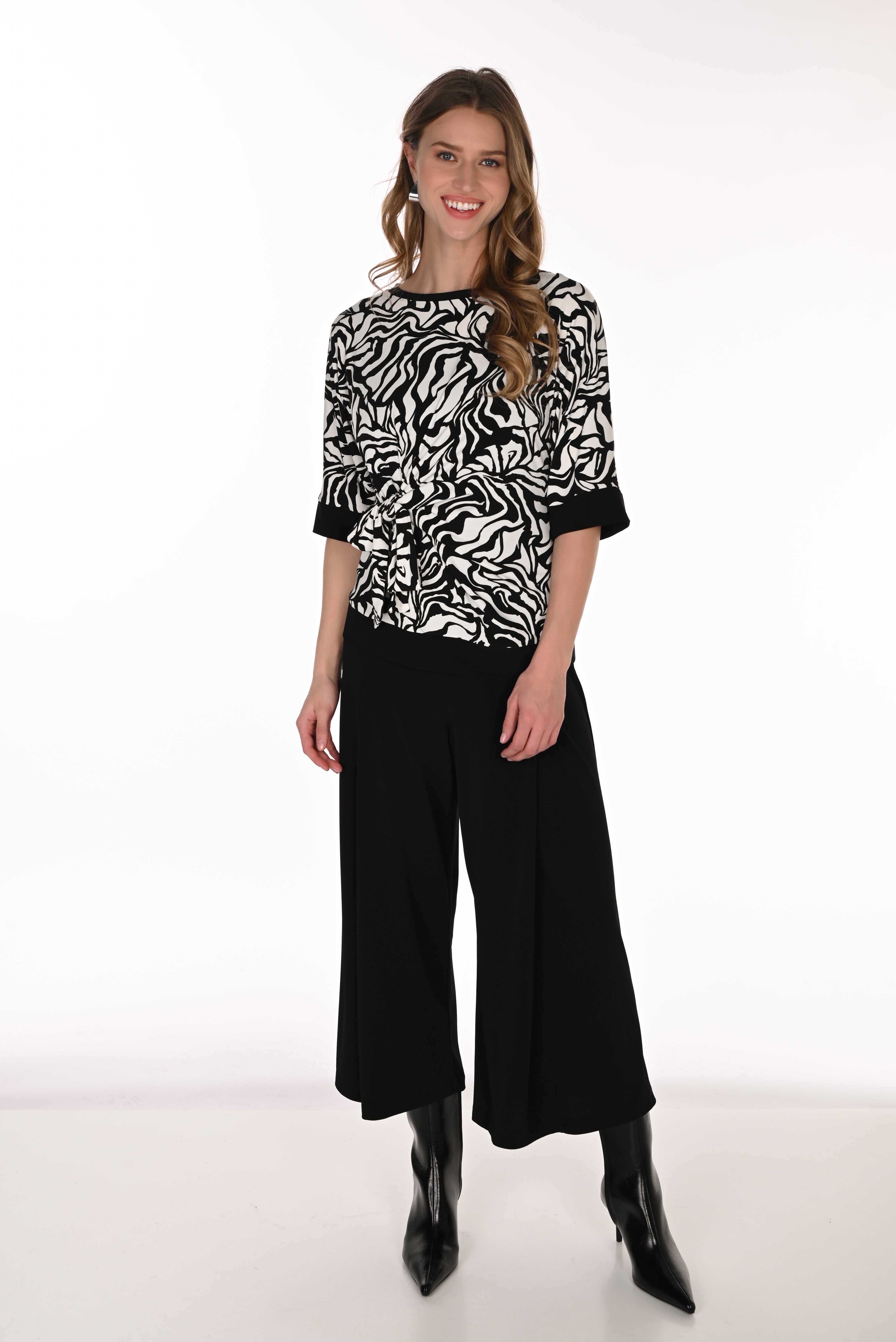 Wide Leg Crop Pant