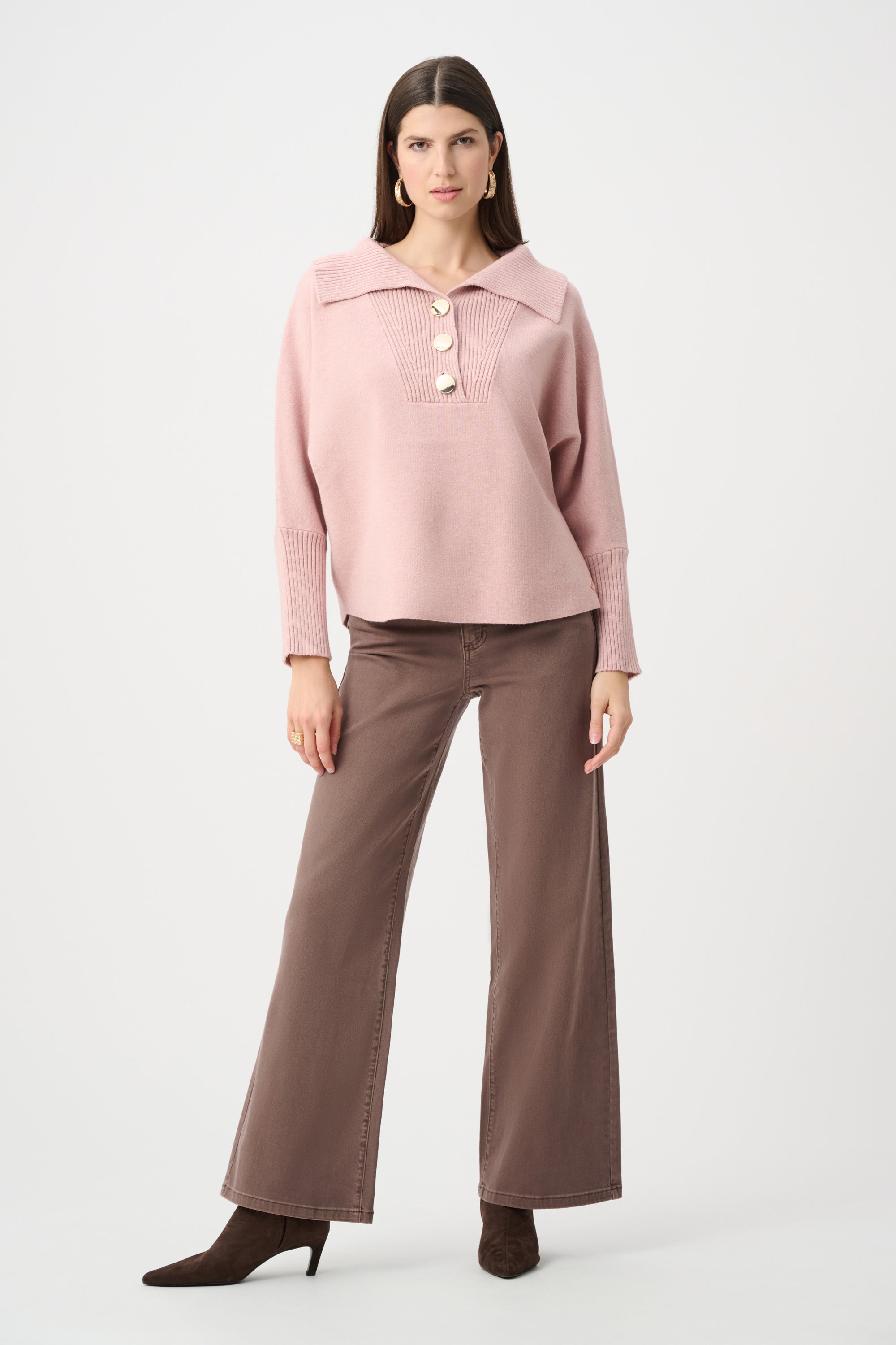 Wing Collar Sweater
