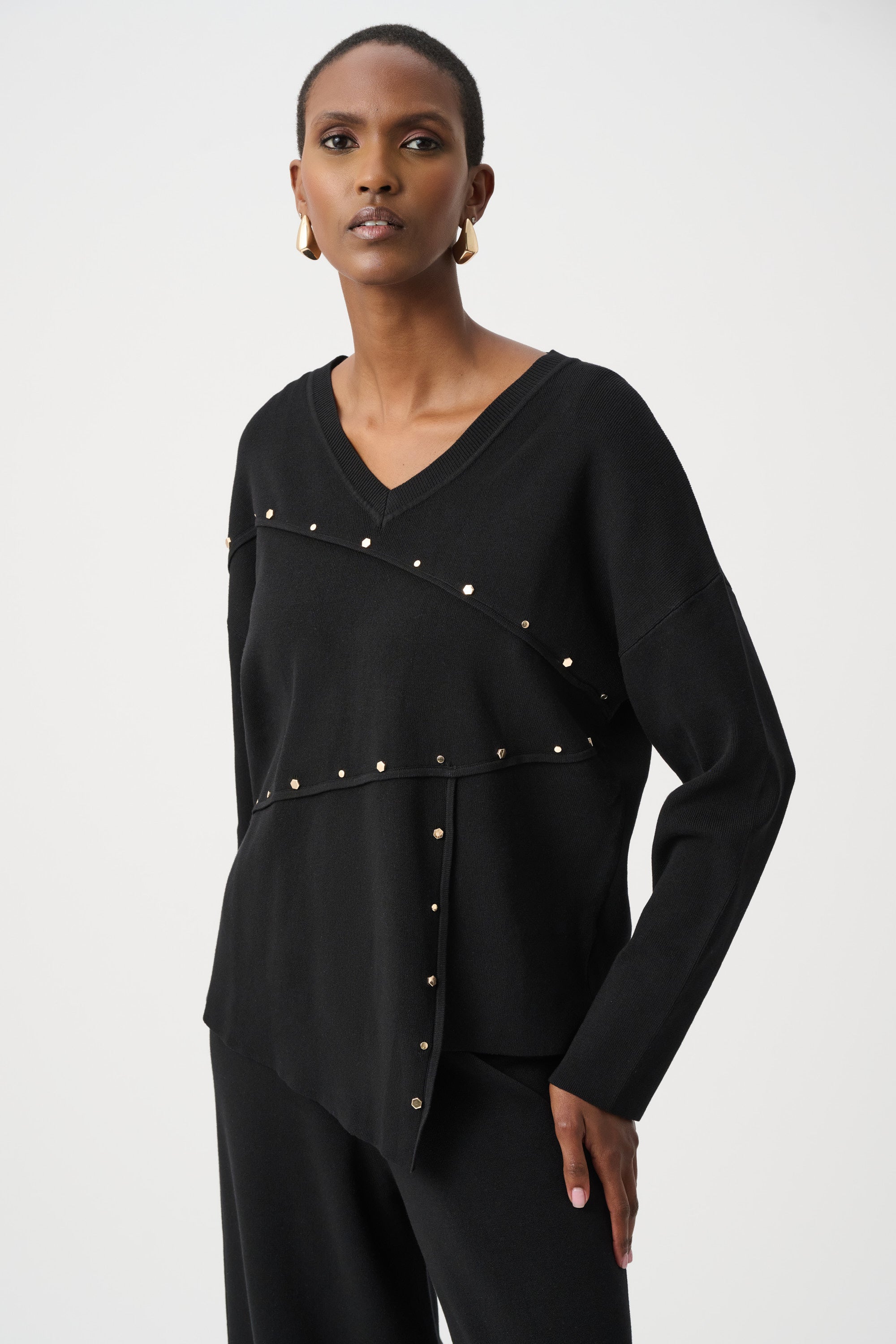 V-neck Stud Trim Knit Top