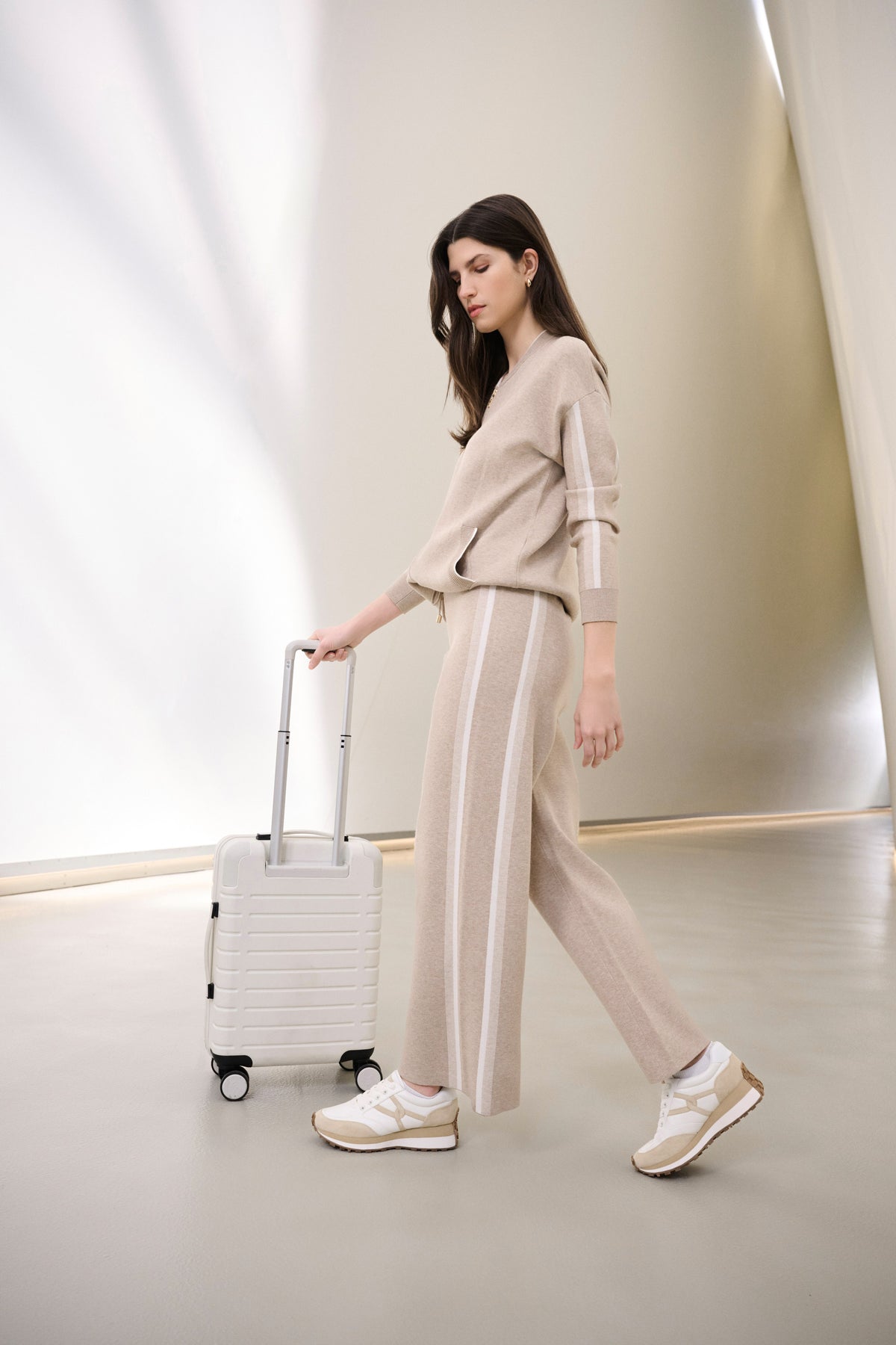 Wide Leg Knit Pant