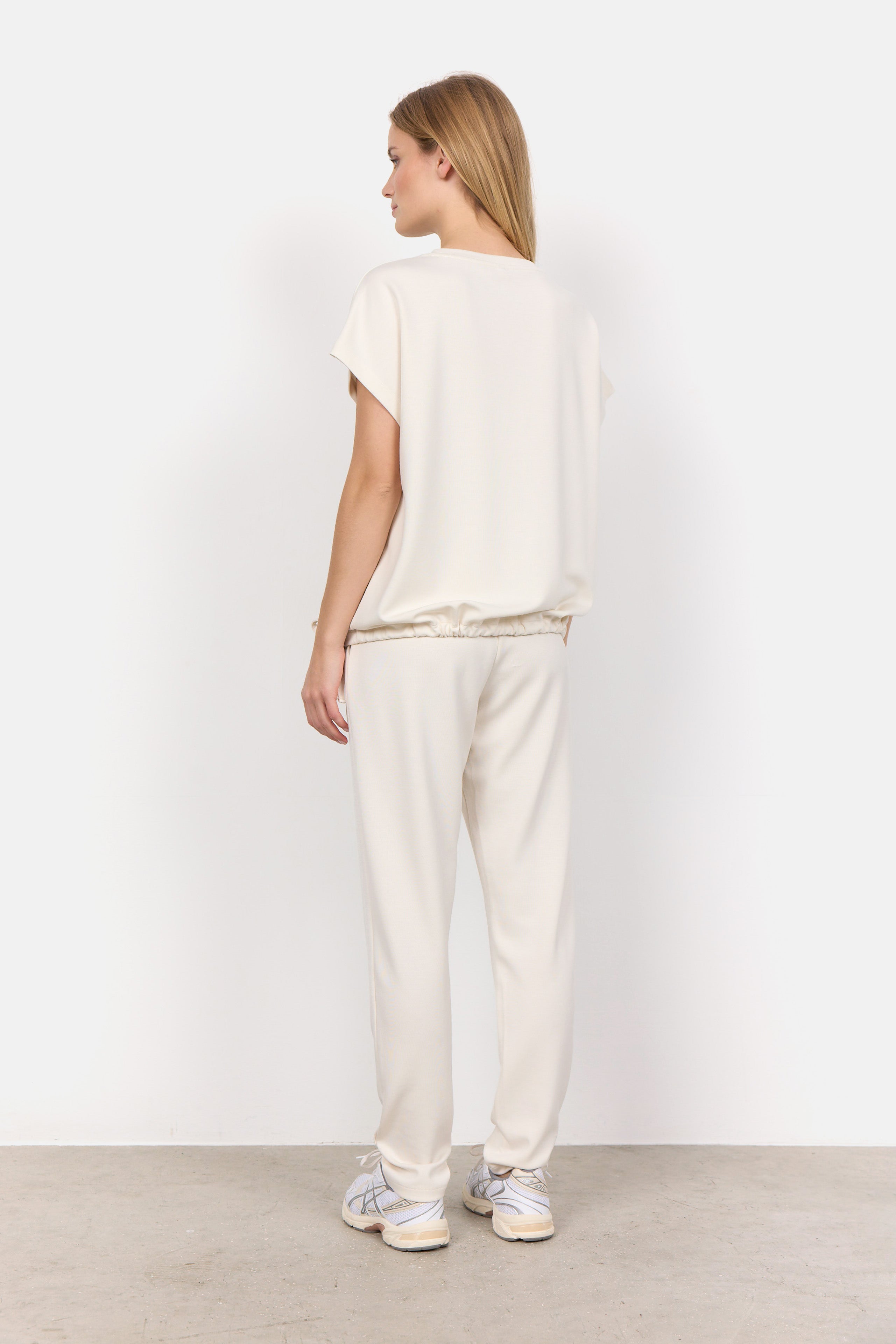 Side Tie Crew Neck Top