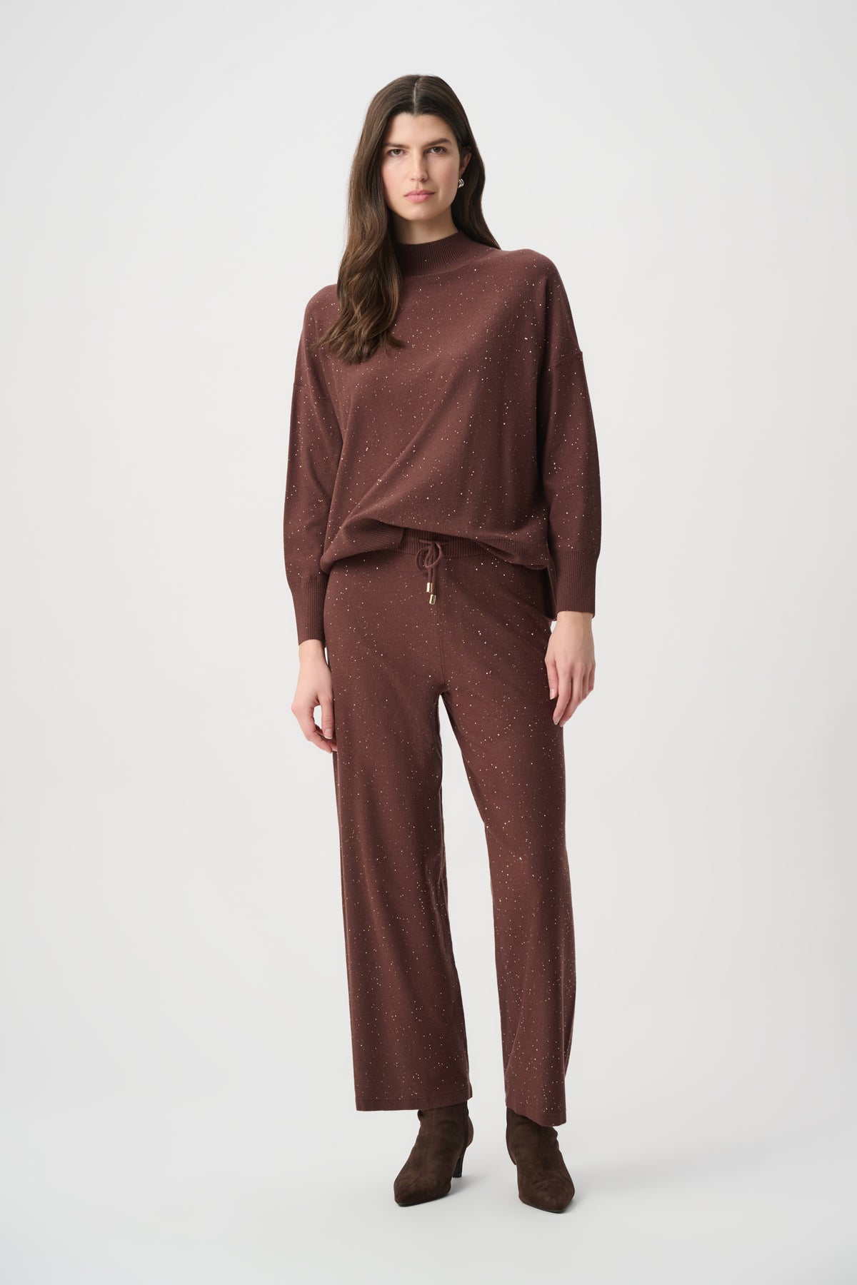 Crop Sequin Knit Pant