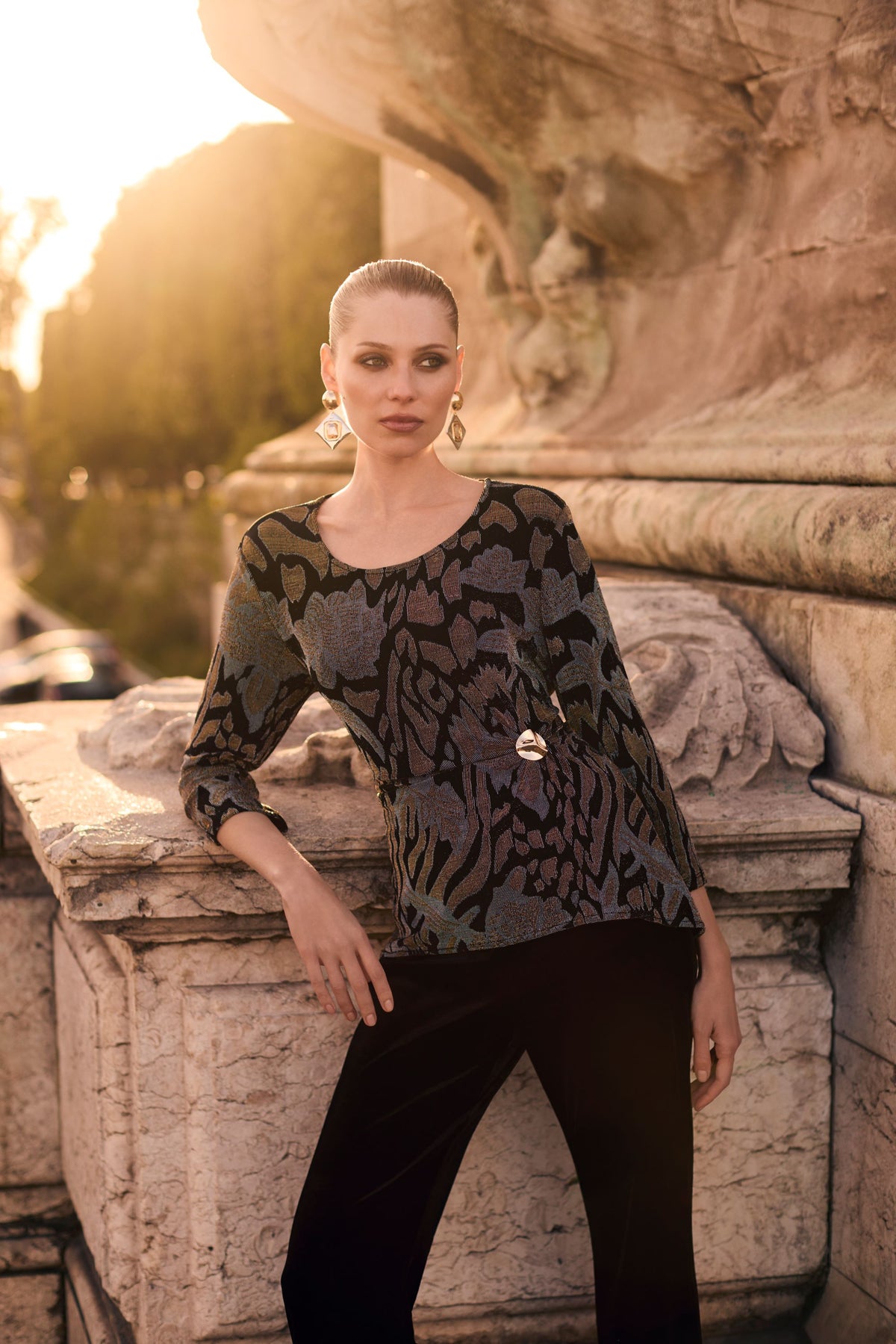 Abstract Print Foil Top