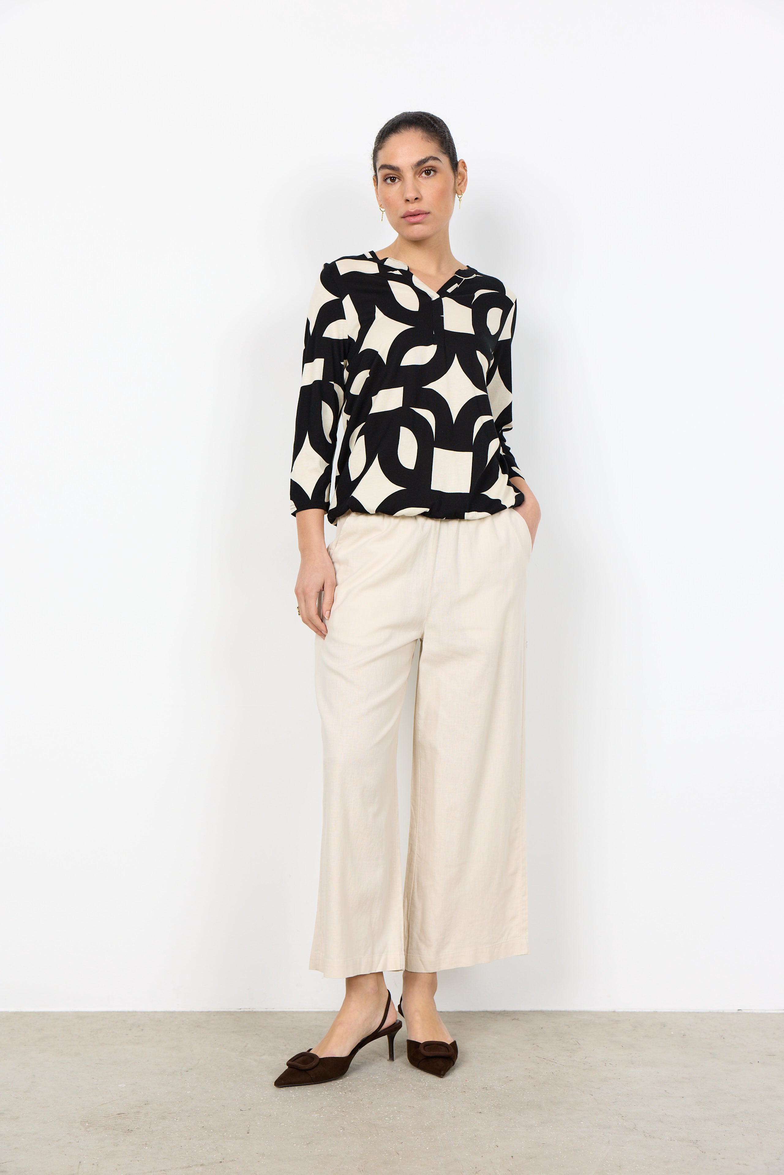 Geometric Print V-neck Top