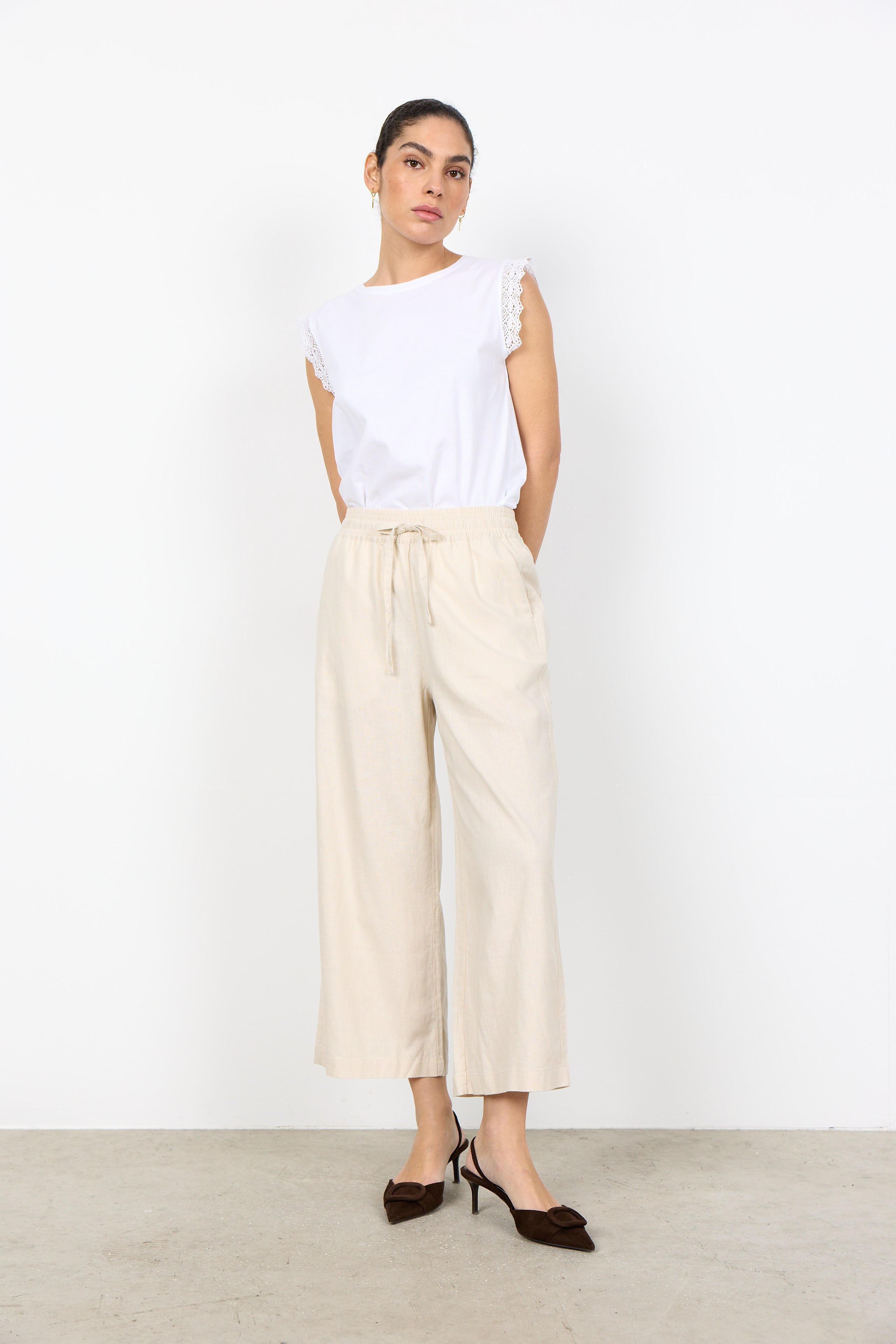 Lace Trim Sleeveless Cotton Top