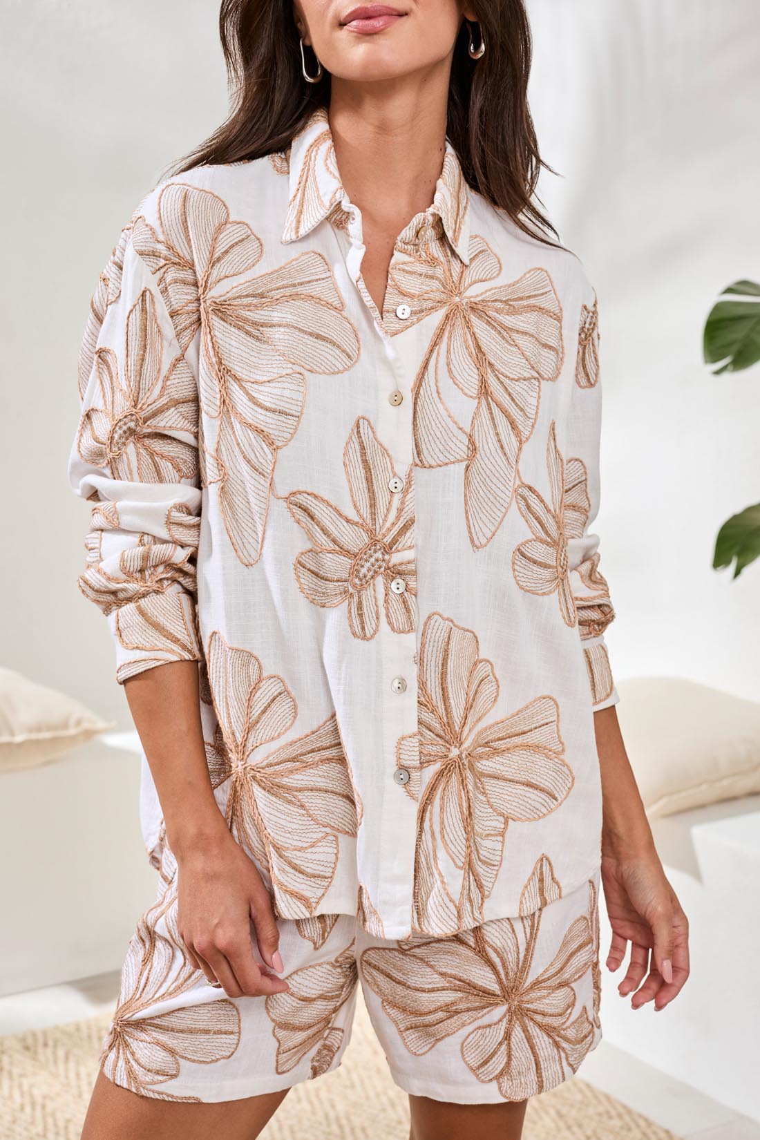 Flower Embroidery Linen Blend Shirt
