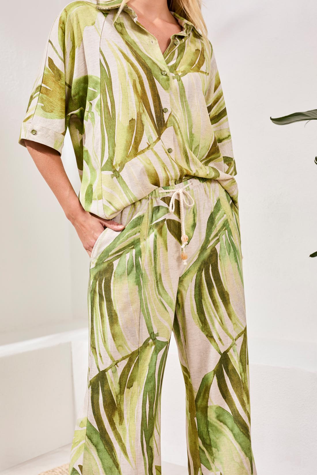 Leaf Print Linen Blend Wide Leg Pant