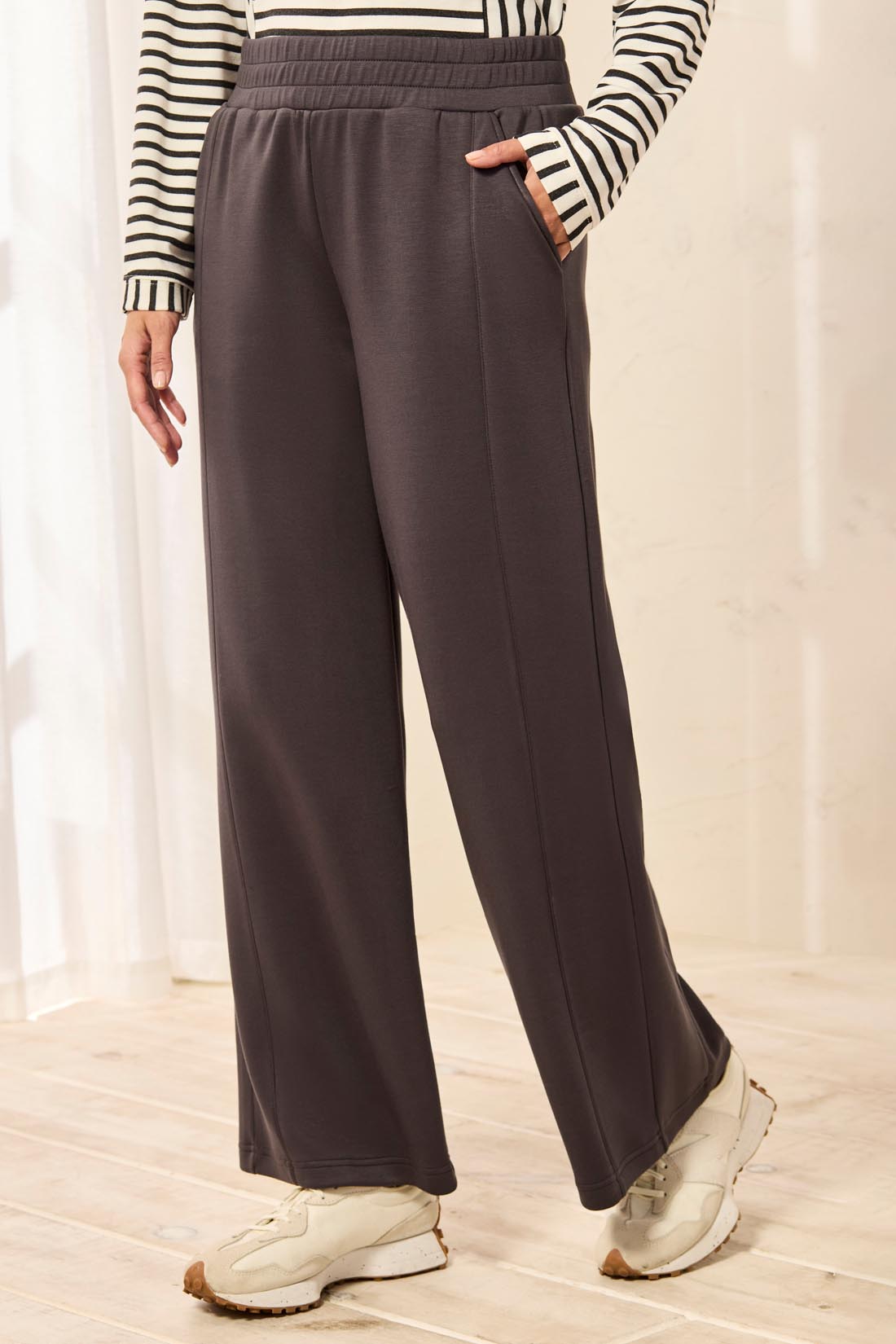 Straight Leg Double Knit Pant