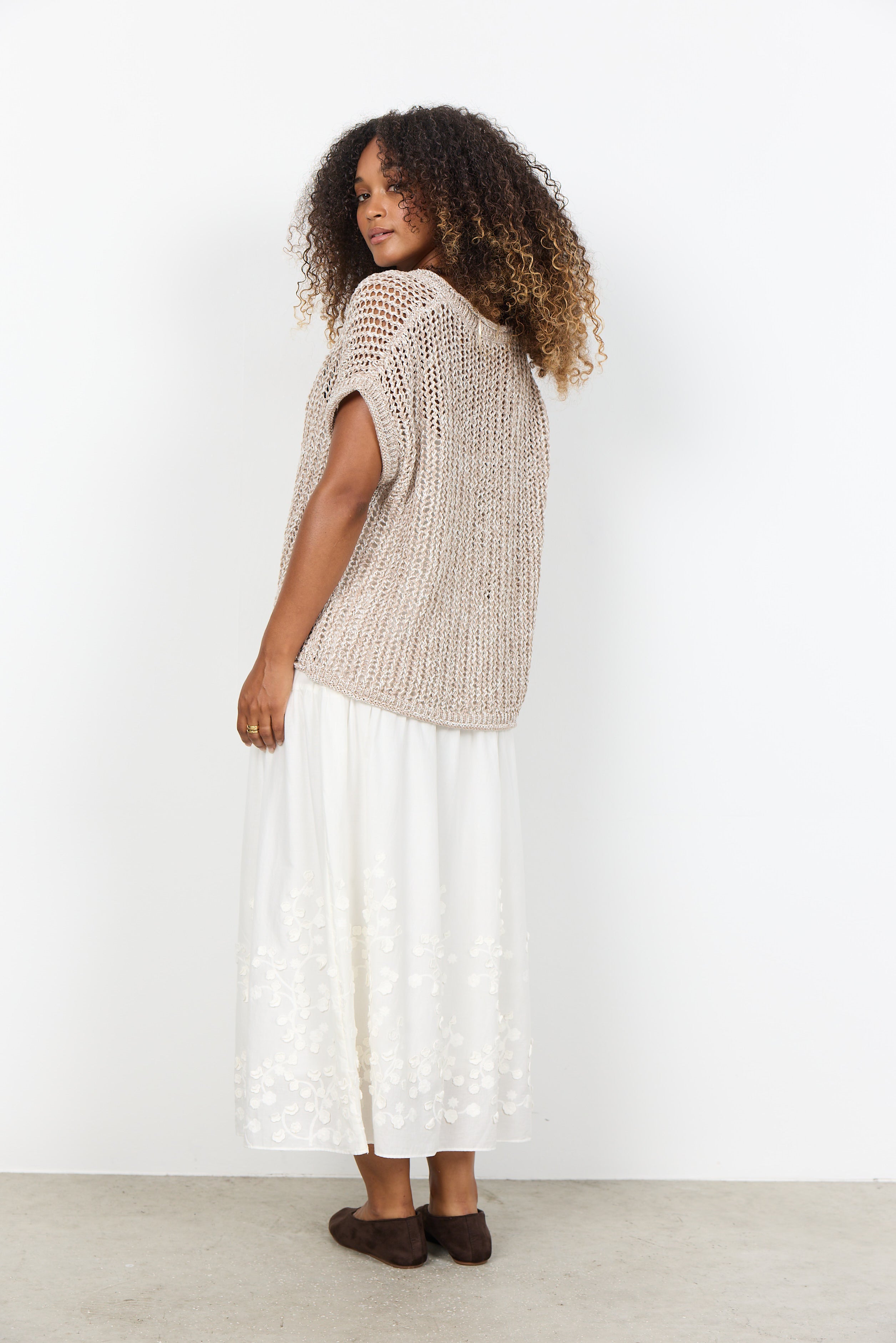 2-Tone Tape Yarn Pullover