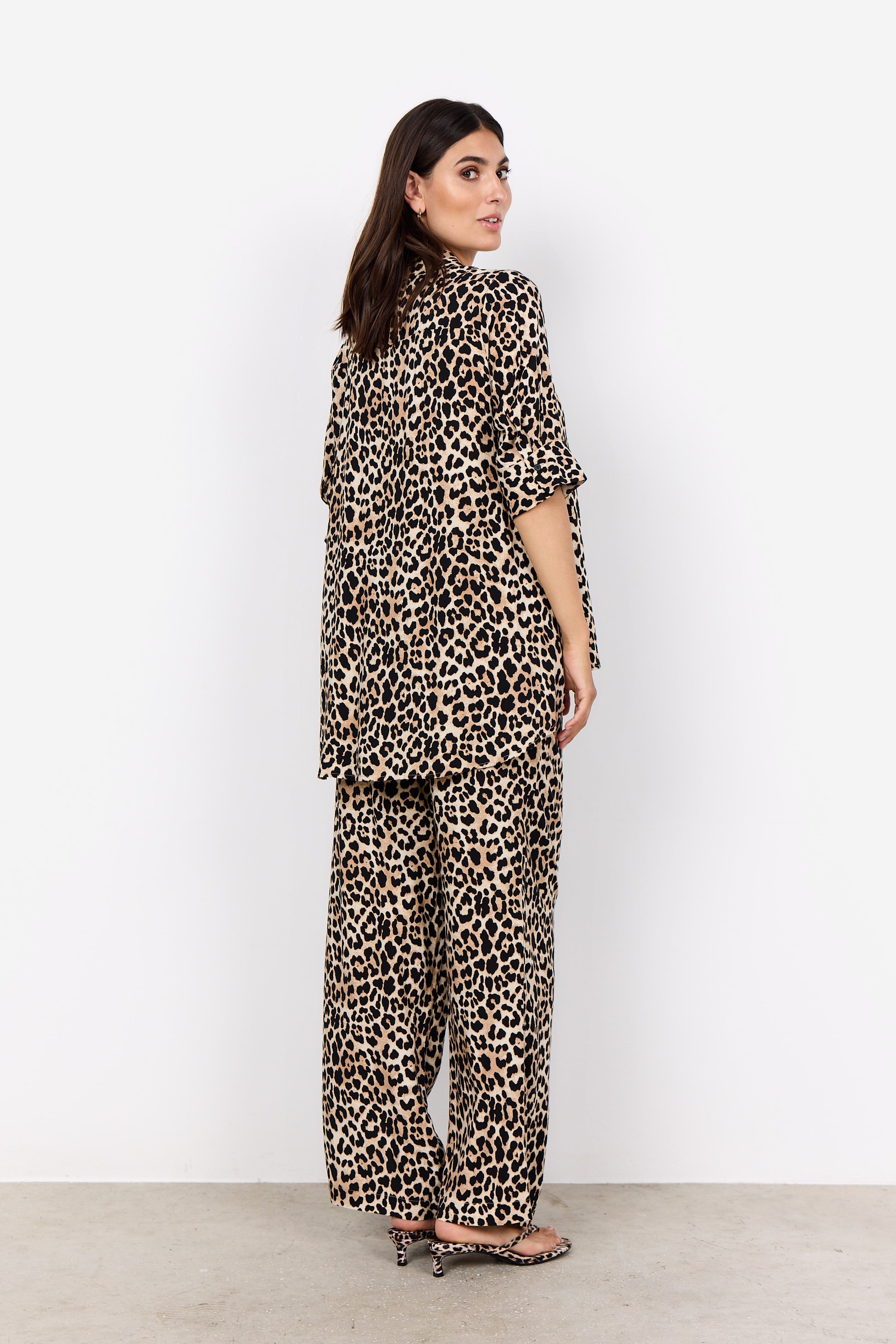 Leopard Print High-Low Shirt