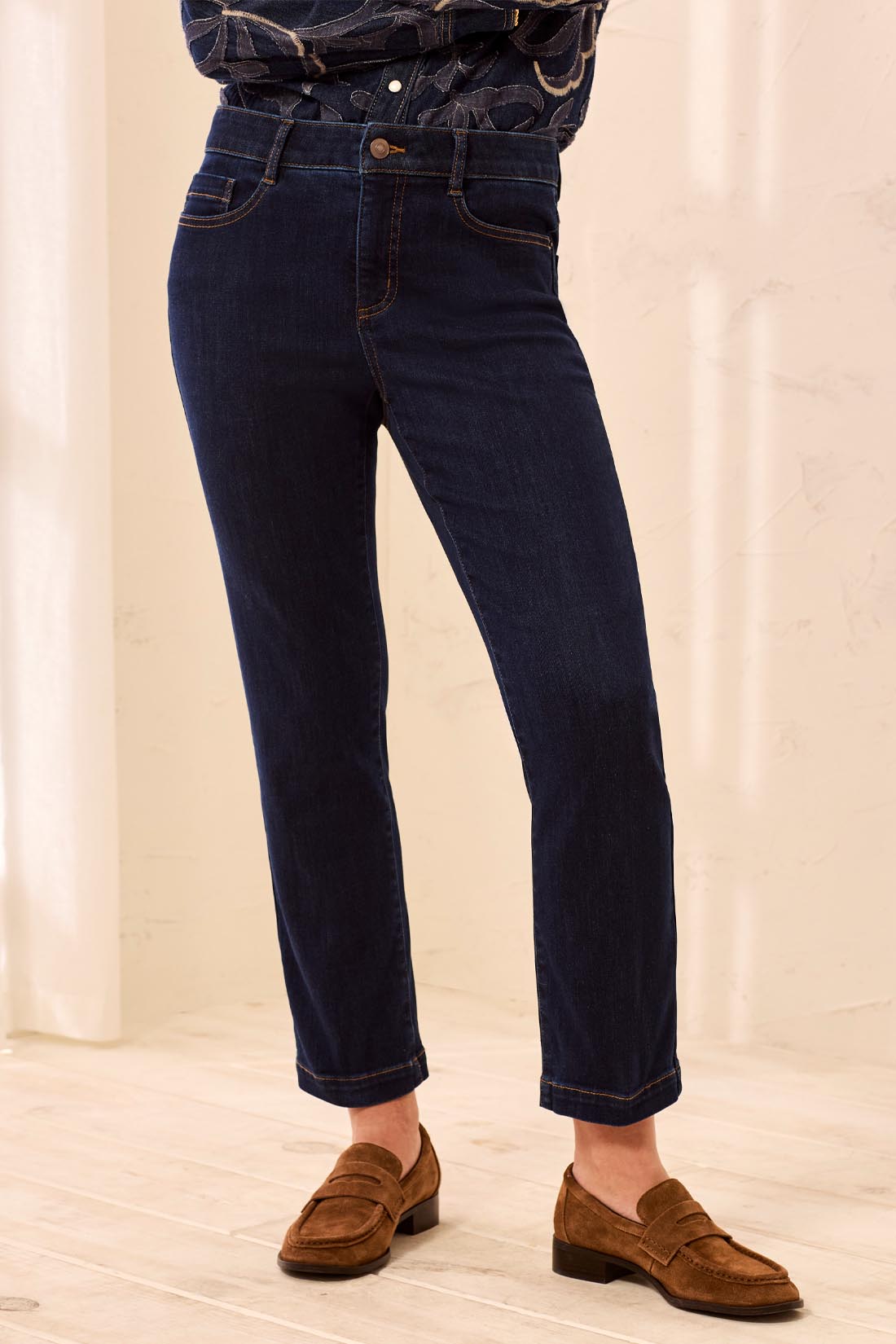Slim Leg Boundless Stretch Ankle Jeans