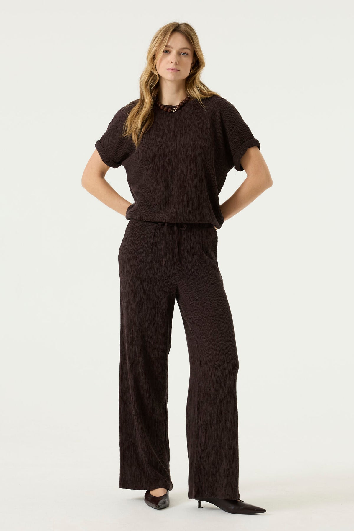 Pleated Straight Leg Pant