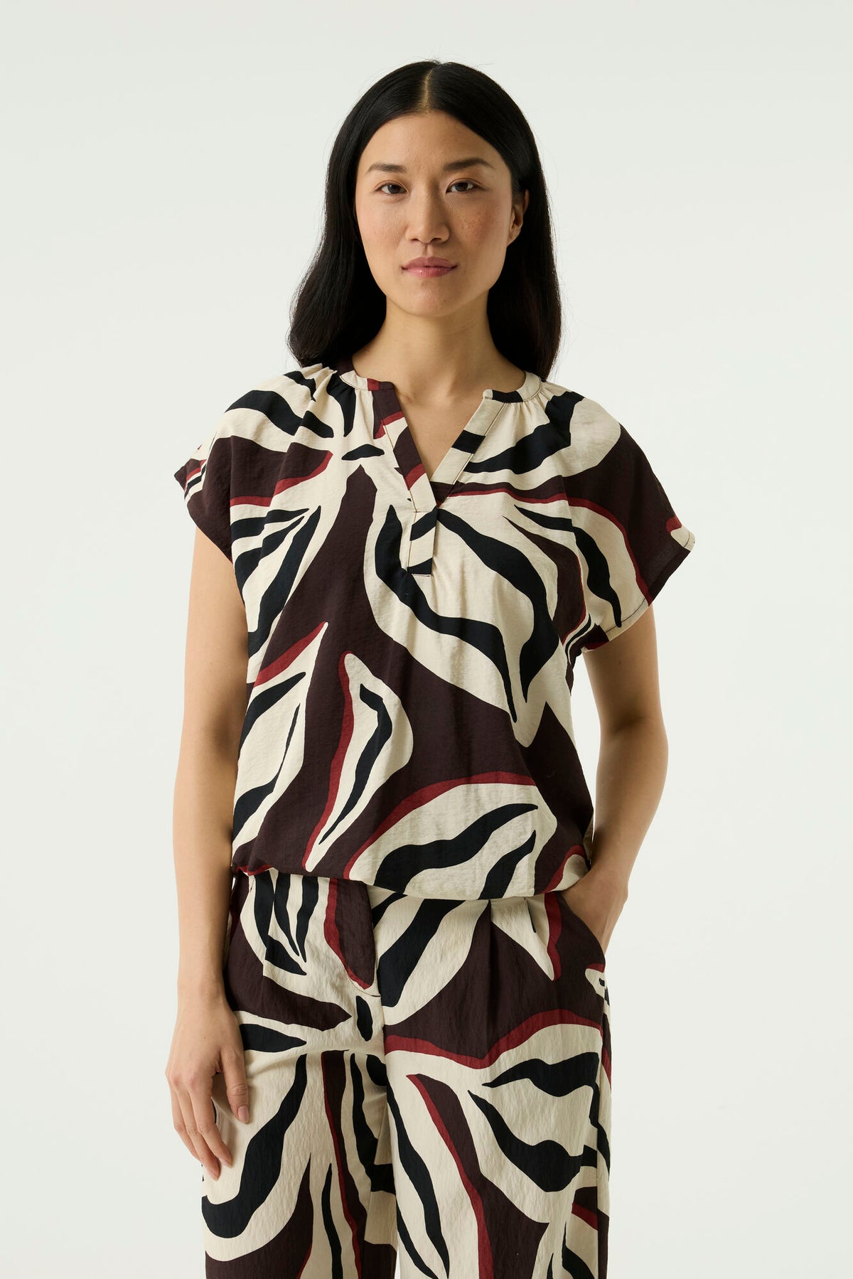 Abstract Print  V-neck Top