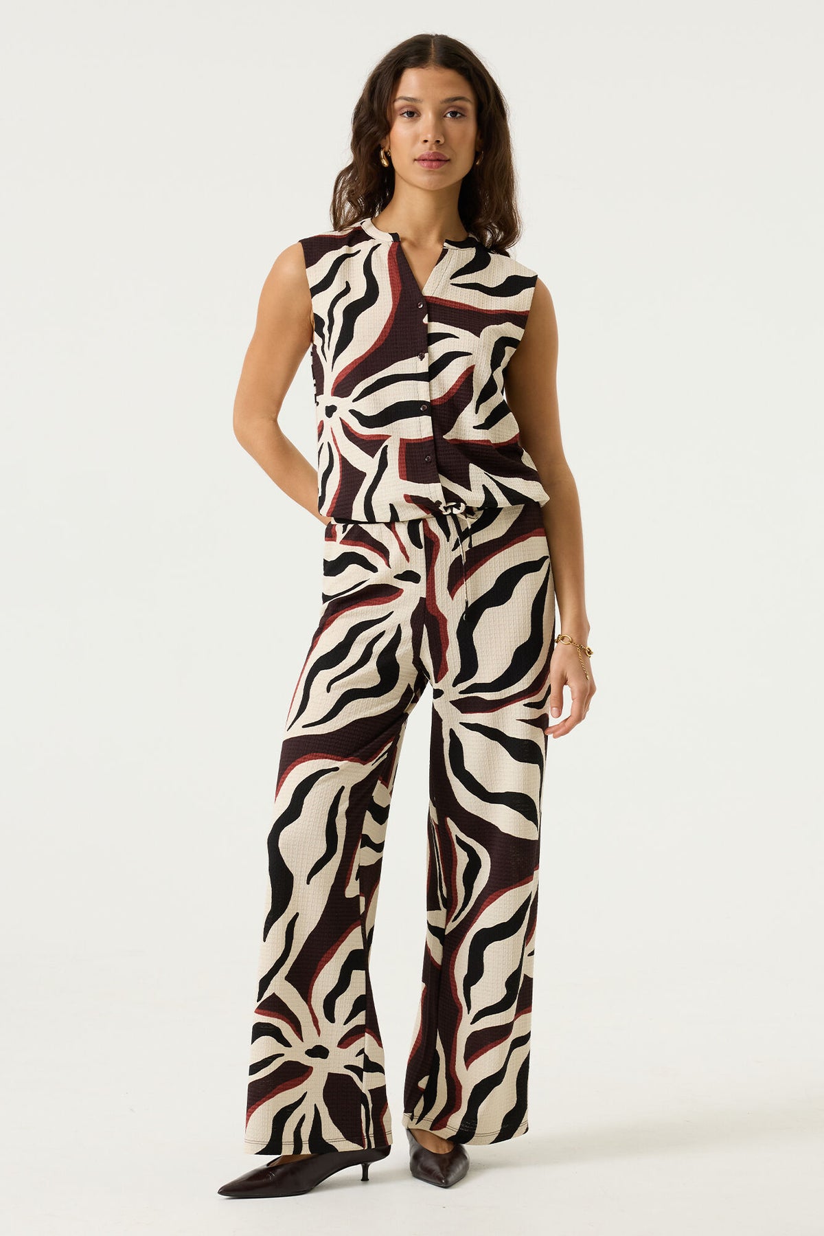 Abstract Print Wide Leg Pant