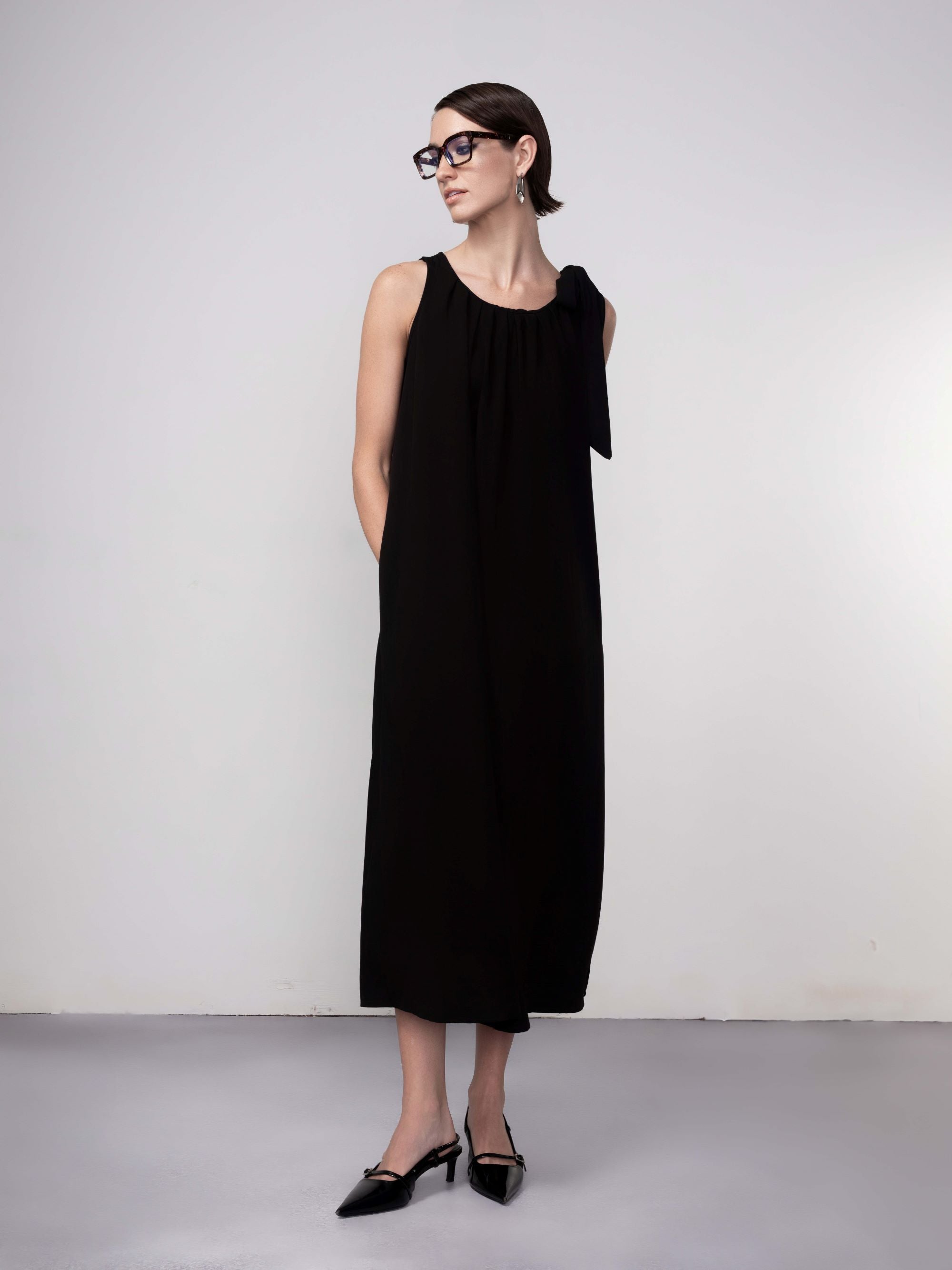 Shoulder Tie Pleat Neck Midi Dress