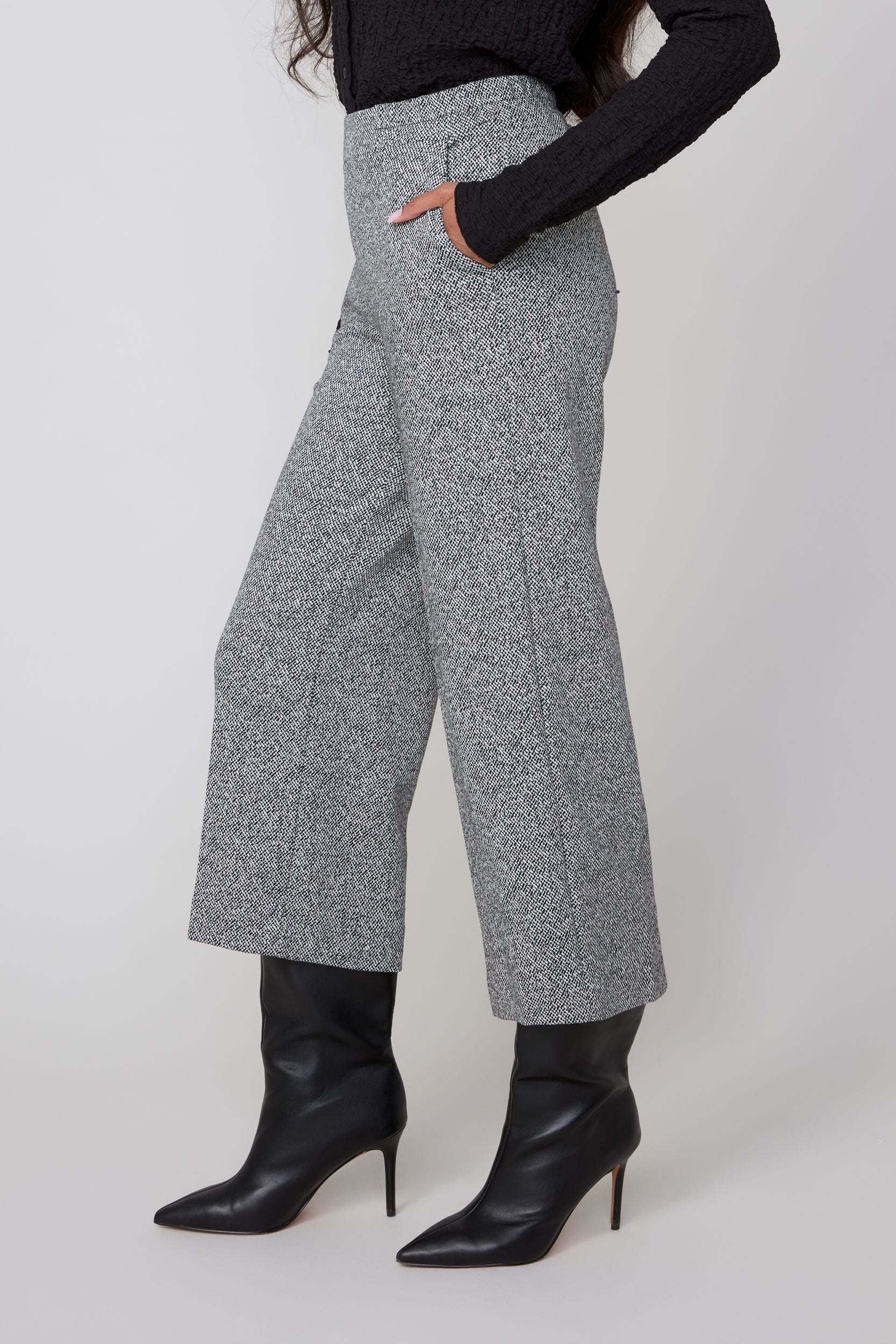 Tweed Knit Crop Pant