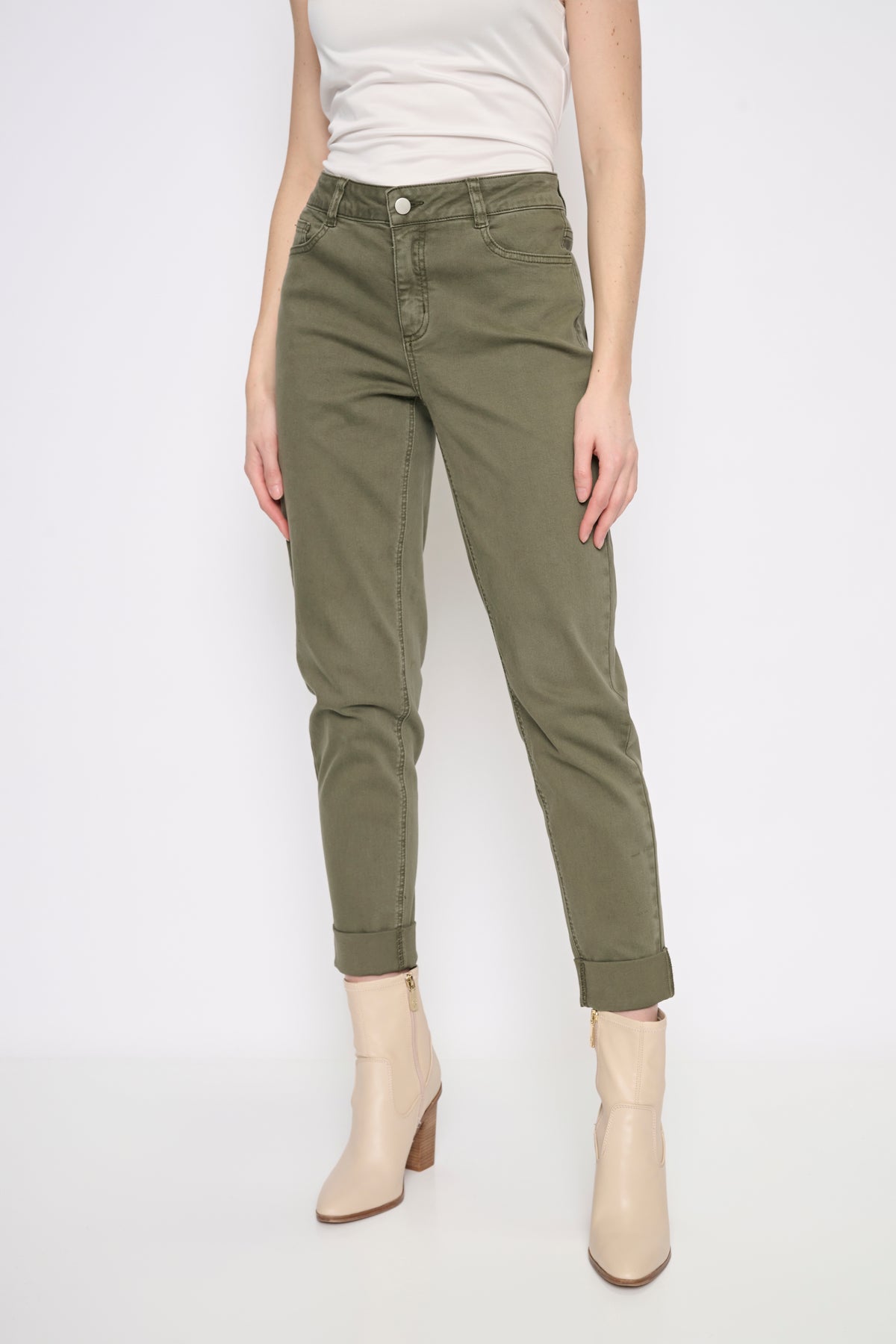 Cuffed Ankle Jean