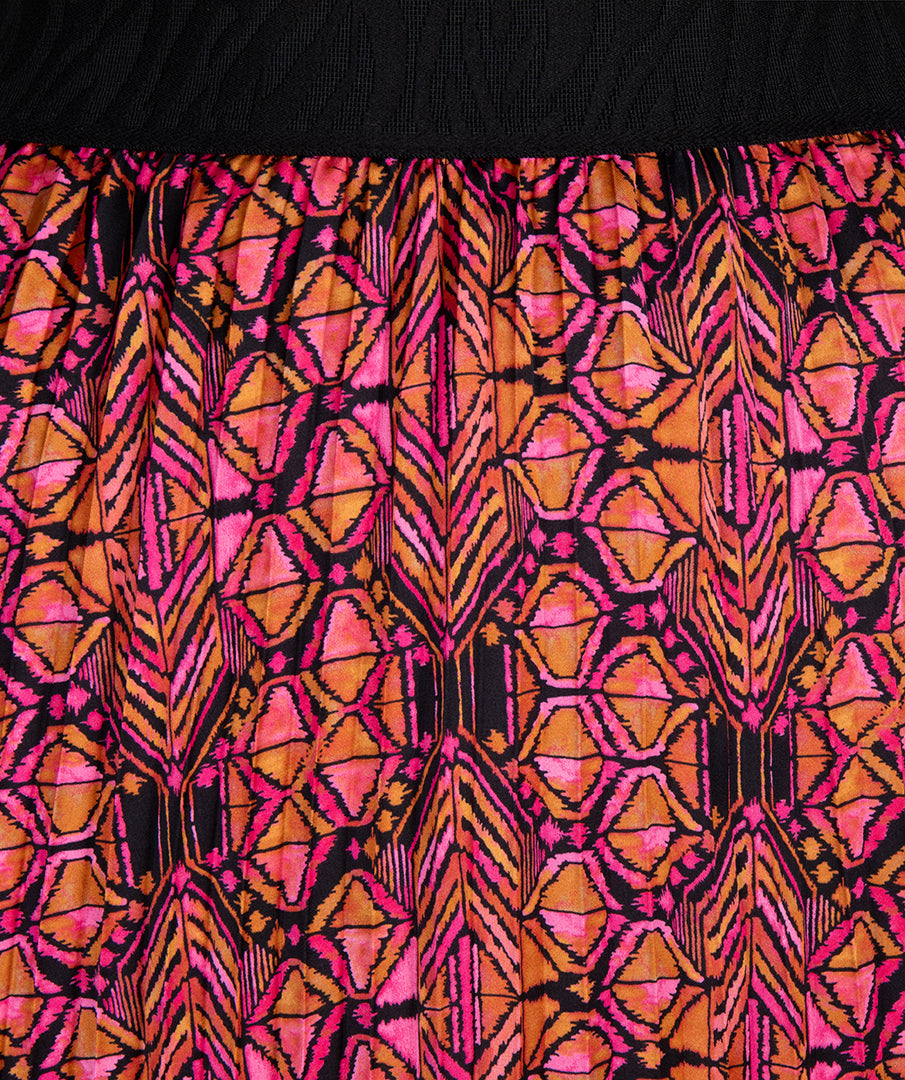 Geometric Print Pleated 34" Skirt